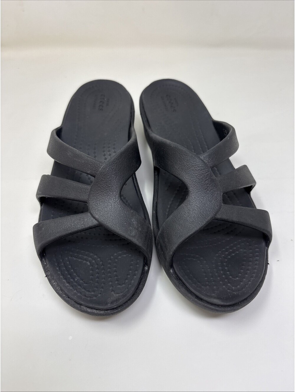 Women's Crocs Black Sanrah Strappy Wedge Slip-On Sandals Size 7 204010